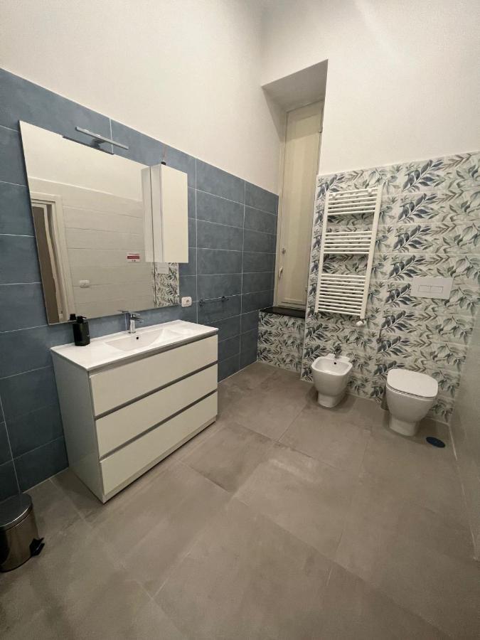 מלון נאפולי Dimora Chiaia 209 מראה חיצוני תמונה